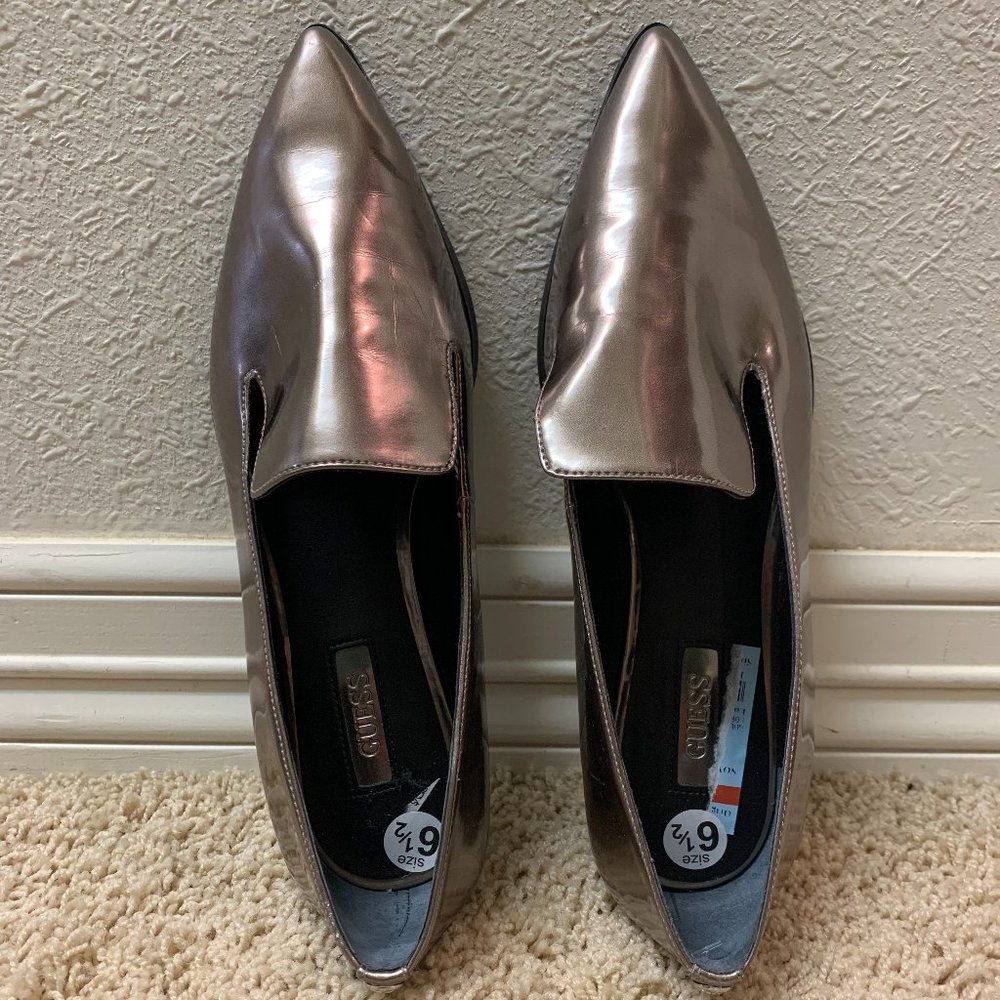 Guess Flats- 6 1/2- Never been worn!